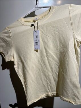 Garage Crewneck Cropped T-Shirt